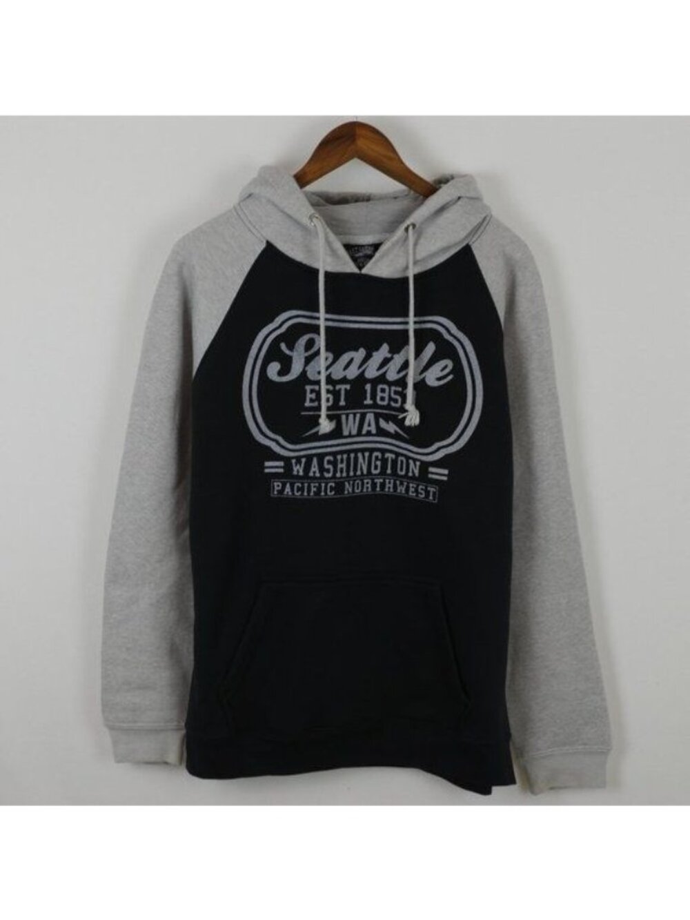 Salt Creek Souvenir Seattle, WA Men's Medium Blue Gray Graphic Hoodie Sweatshirt